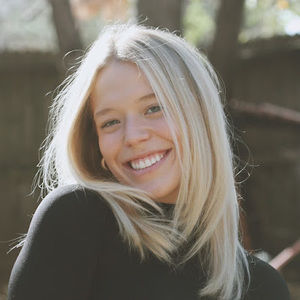 Meet your Posher, Abi